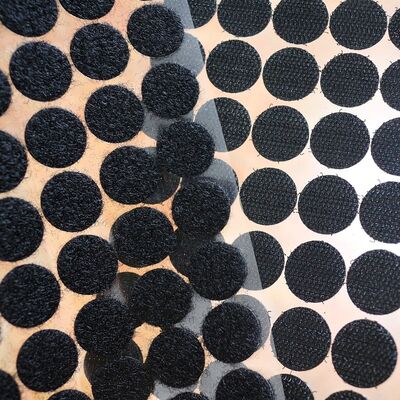 JANYUN Self Adhesive Dots,3/4" (20mm) 0.79inch Diameter White Sticky Back Dots Hook and Loop Dots Circle Dots Stickers Tapes Tapes for Classroom Home Office(300)